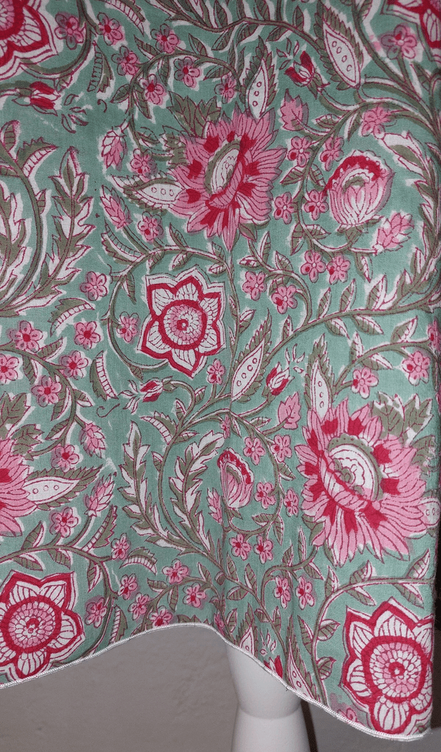Jupe d'été mi-longue - Coton voile léger – Imprimé Block Print Artisanal – Motif floral rose sur vert – Slow fashion femme 