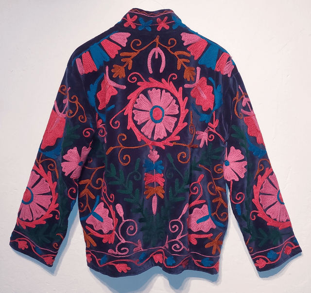 Veste en velours bleu brodé Suzani, faite main