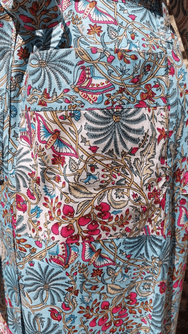 Robe kimono longue en coton, peignoir, robe de chambre, motif floral et papillons blanc, bleu, rose, L.120cm   