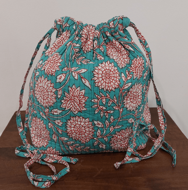 Grande pochette fleurie matelassée, coton, confectionnée en Inde