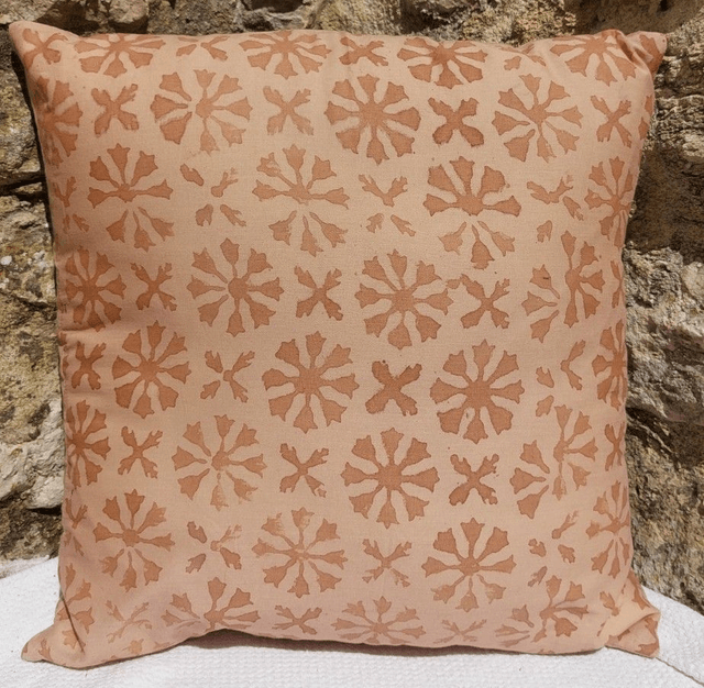 Housses de coussin block print en coton – Fleurs et motifs traditionnels - Imprimé à la main en Inde (40x40cm)
