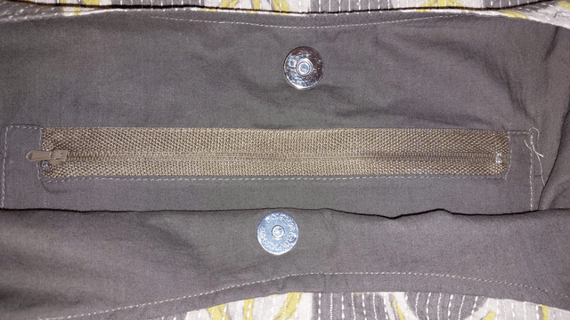 Sac besace en coton, teintures naturelles à la main, brodé kantha
