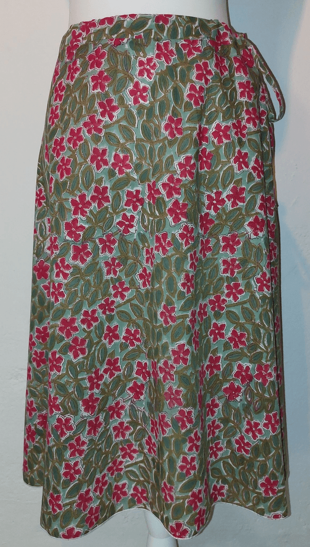 Jupe d'été mi-longue - Coton voile léger – Imprimé Block Print Artisanal – Motif floral rouge sur vert – Slow fashion femme 