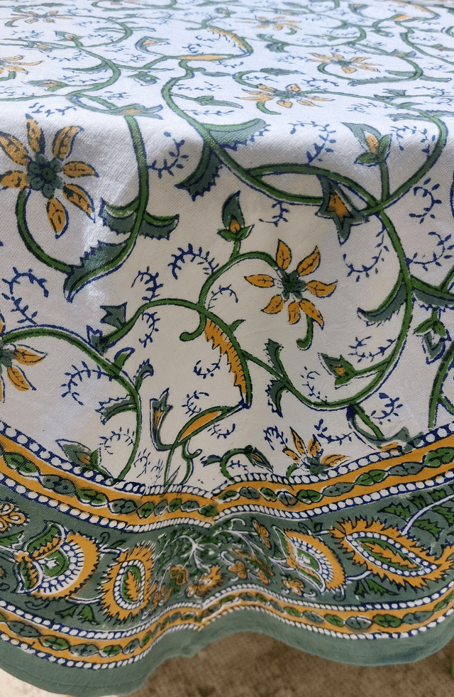 Nappe carrée 100cm imprimée à la main, coton, motif floral vert et jaune