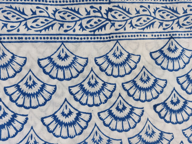 Paréo de plage en coton indien imprimé à la main – Motif coquillages bleu et blanc – Étole & châle bohème 