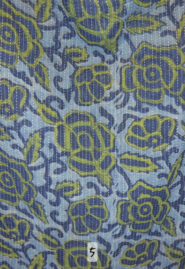 Sac besace en coton, teintures naturelles à la main, brodé kantha