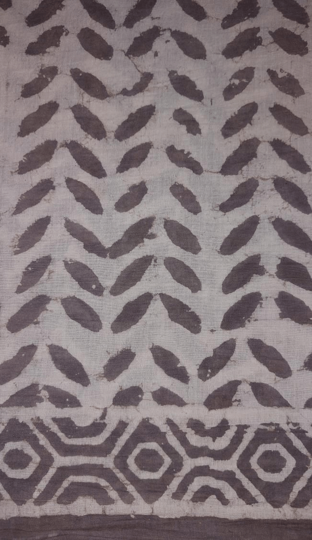 Paréo de plage en coton voile indien imprimé à la main – Motif artisanal - Teinture naturelle beige et taupe – Étole & châle bohème  - Slow fashion