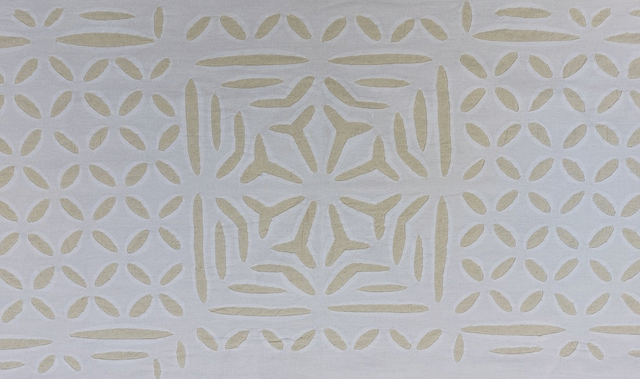 Chemin de table - Cutwork - Elégant en broderie ajourée  - Confectionné à la main – Artisanat raffiné pour une touche chaleureuse  