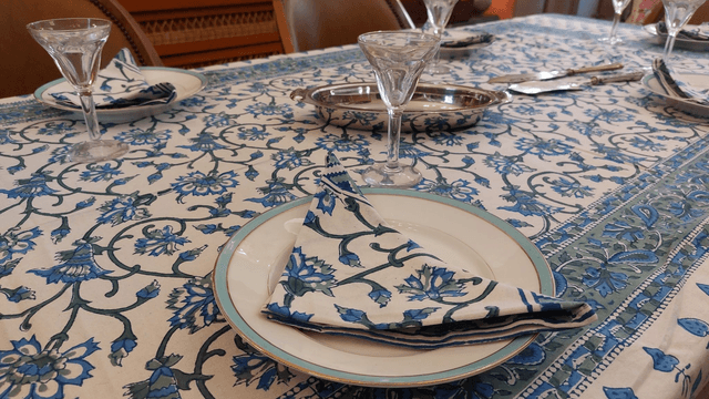 Grande nappe rectangulaire et 6 serviettes imprimées à la main, coton de grande qualité, motif floral vert et bleu
