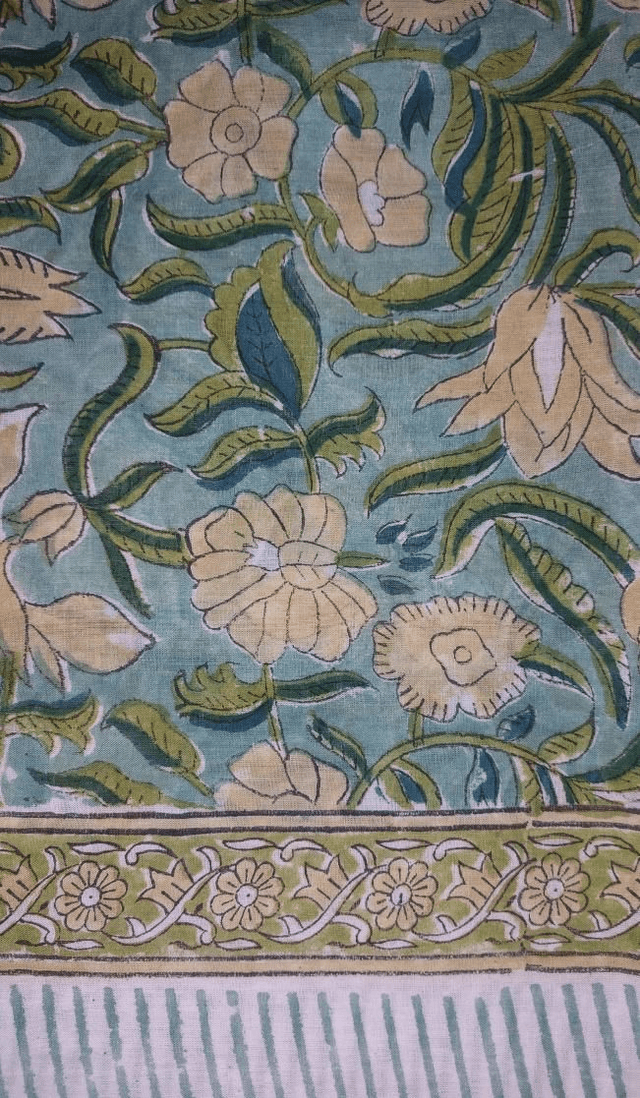 Paréo de plage en coton voile indien imprimé à la main – Motif floral beige et vert – Étole & châle bohème    