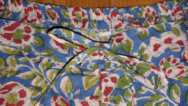 Pyjama  femme en coton léger – imprimé floral rouge et bleu -  fait main – ensemble été confortable – cadeau artisanal