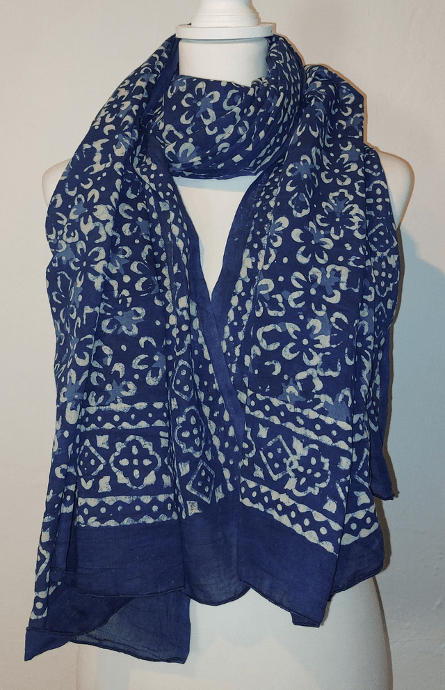 Paréo de plage en coton voile indien imprimé à la main – Motif floral bleu et blanc - Teinture naturelle indigo – Étole & châle bohème   