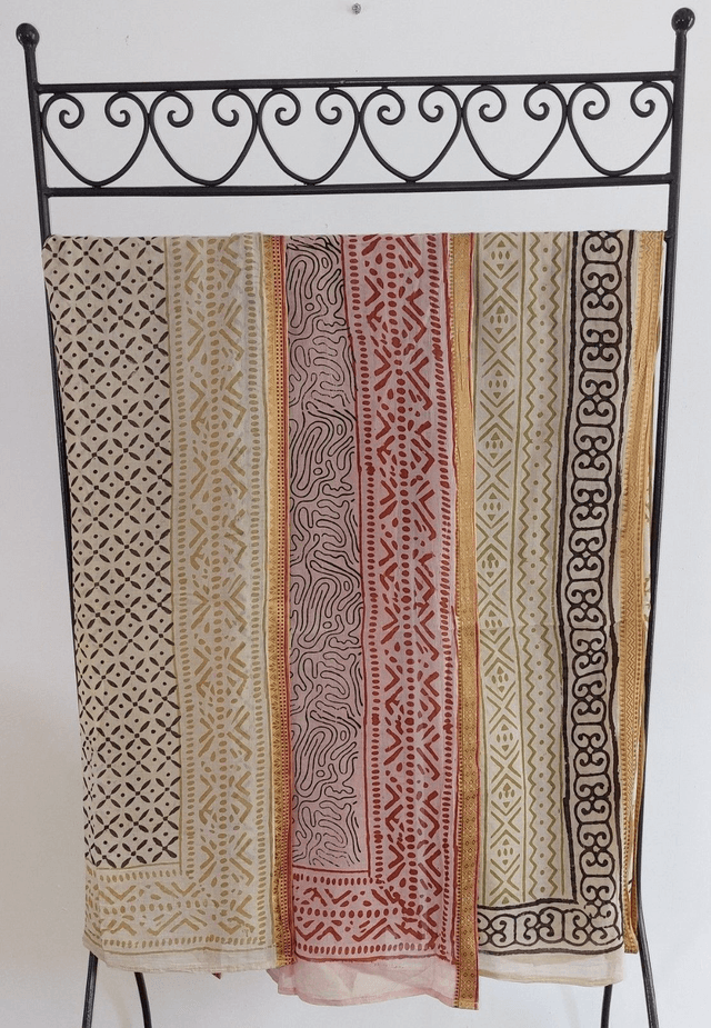 Paréo de plage en coton voile indien imprimé à la main – Motif beige, vert et noir avec bord doré – Étole & châle bohème 