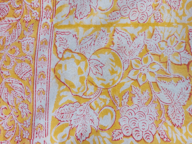 Paréo de plage en coton voile indien imprimé à la main – Motif de fruits et fleurs jaune et blanc – Étole & châle bohème 