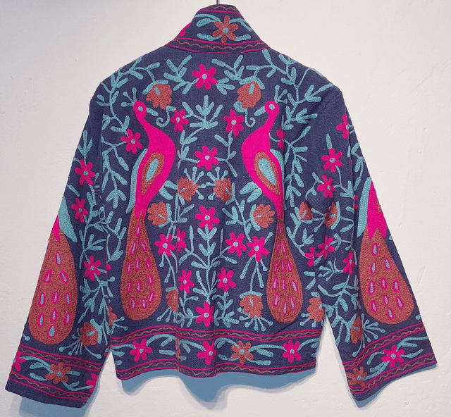 Veste bleue brodée Suzani, paon, coton TNT, faite main