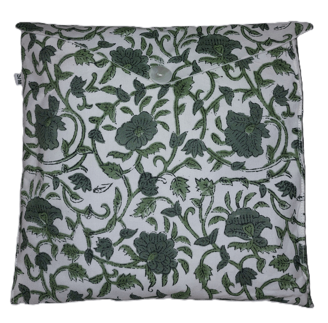 Pyjama court en coton indien – Imprimé floral artisanal – Fait main - Slow fashion - Vert sur blanc cassé