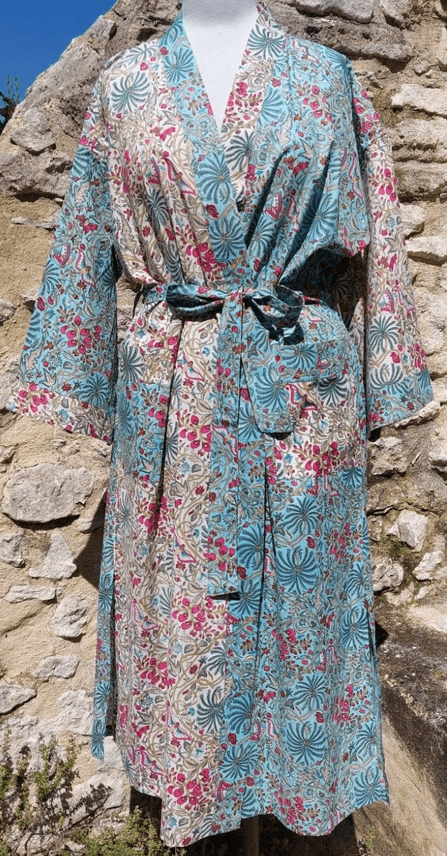 Robe kimono longue en coton, peignoir, robe de chambre, motif floral et papillons blanc, bleu, rose, L.120cm   